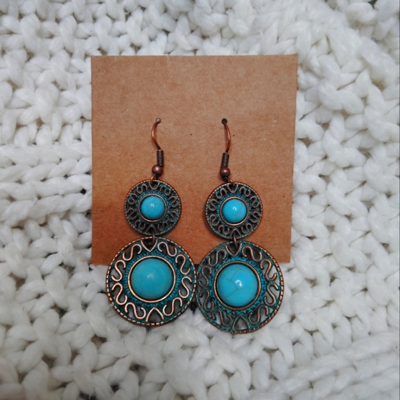 2 for 25$ Turquoise and Bronze Dangle Earrings - Picture 1 of 3